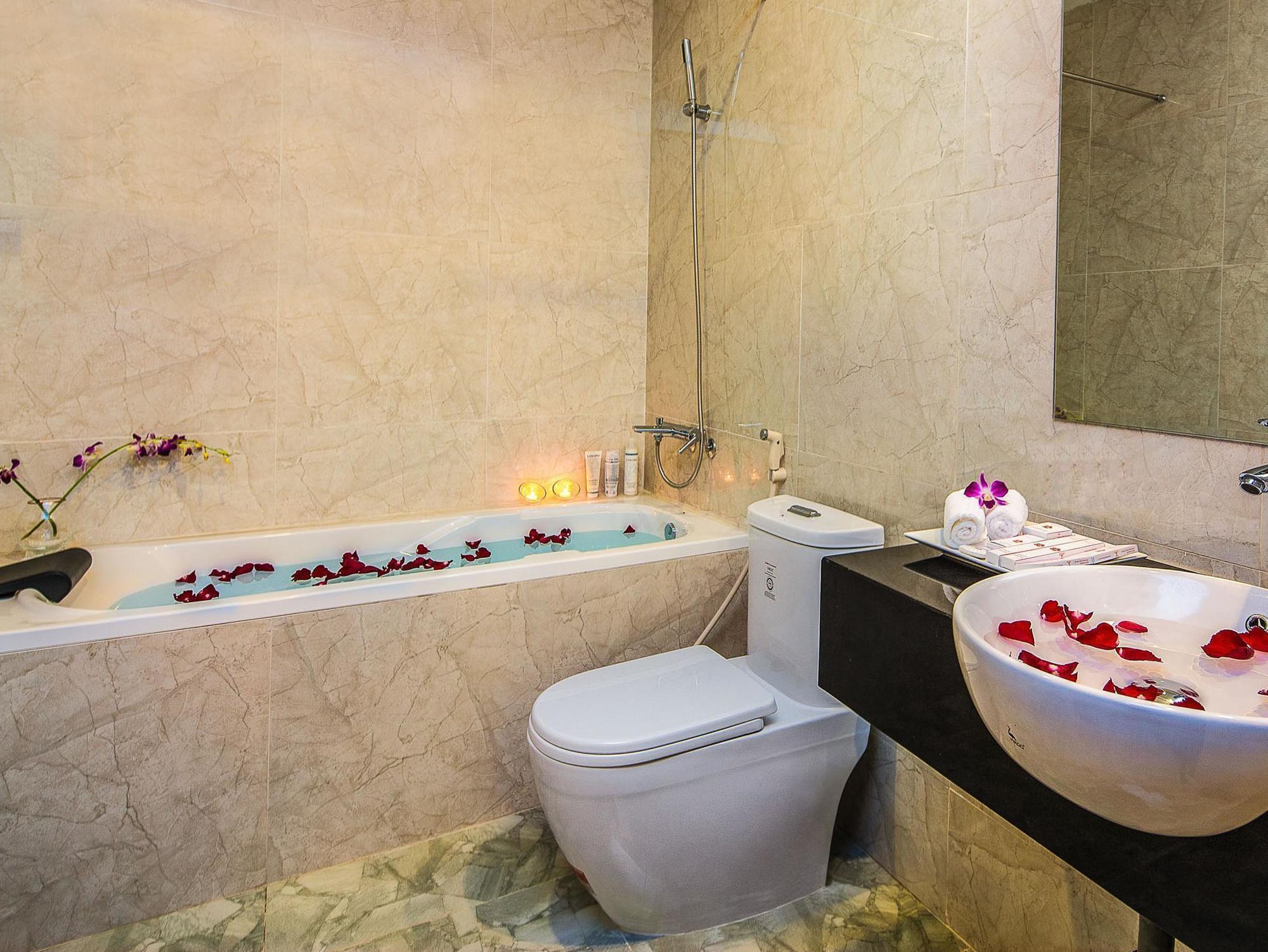האנוי La Palm Hotel מראה חיצוני תמונה