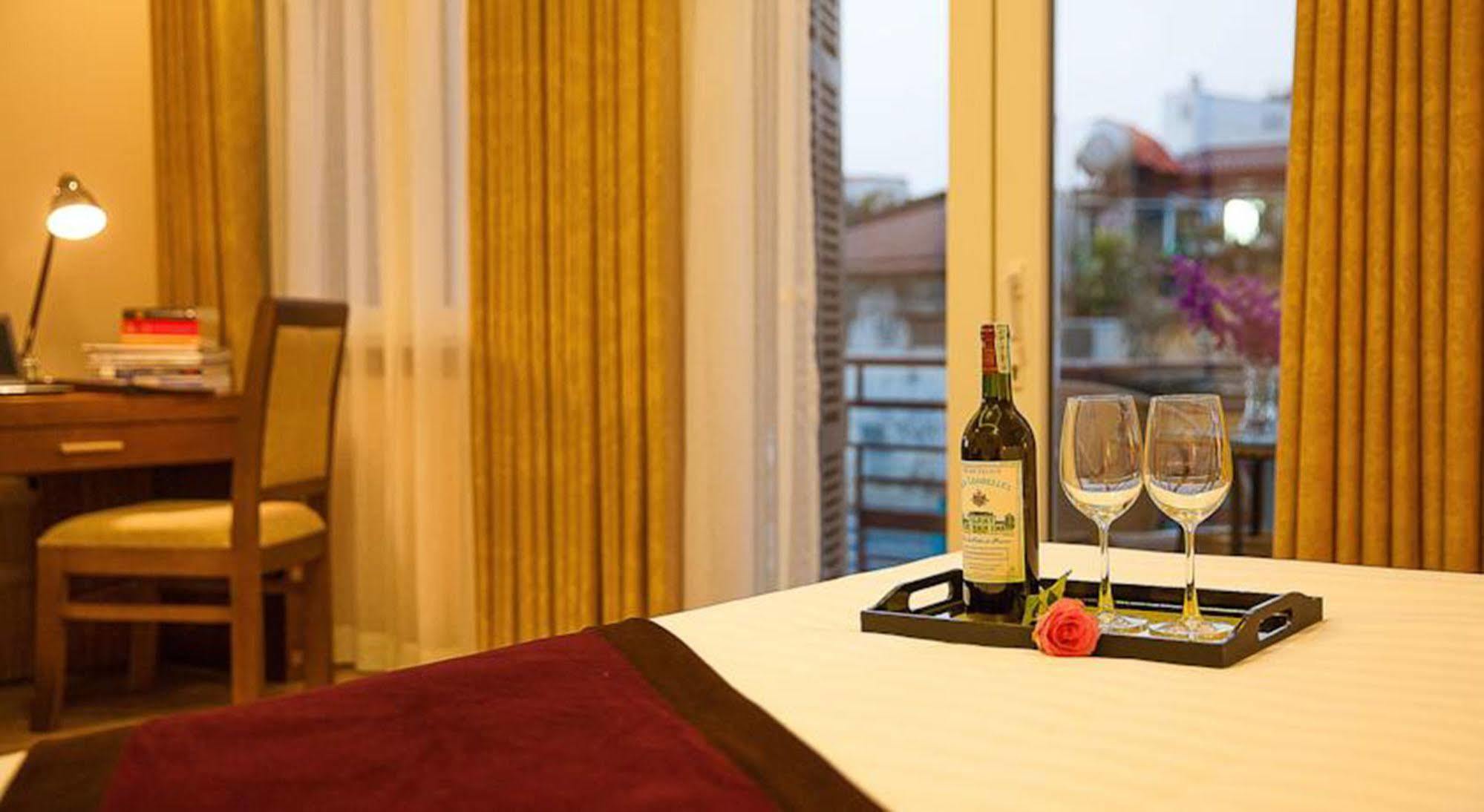 האנוי La Palm Hotel מראה חיצוני תמונה